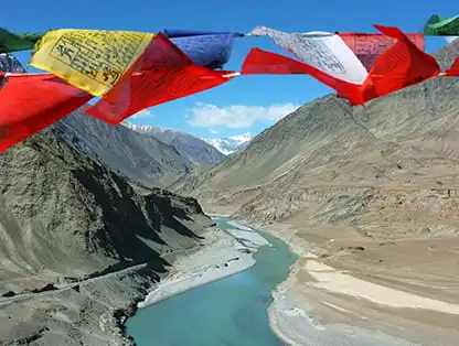 Ladakh Holiday with Nubra & Pangong Stay